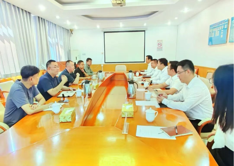 武俊杰拜会北京市通州区永顺镇党委书记谢楠,党委副书记、镇长张逢         中建二局土木工程集团有限公司     2025年09月18日 23:14 北京 武俊杰拜会北京市通州区永顺镇党委书记谢楠,党委副书记、镇长张逢         中建二局土木工程集团有限公司     2025年09月18日 23:14 北京